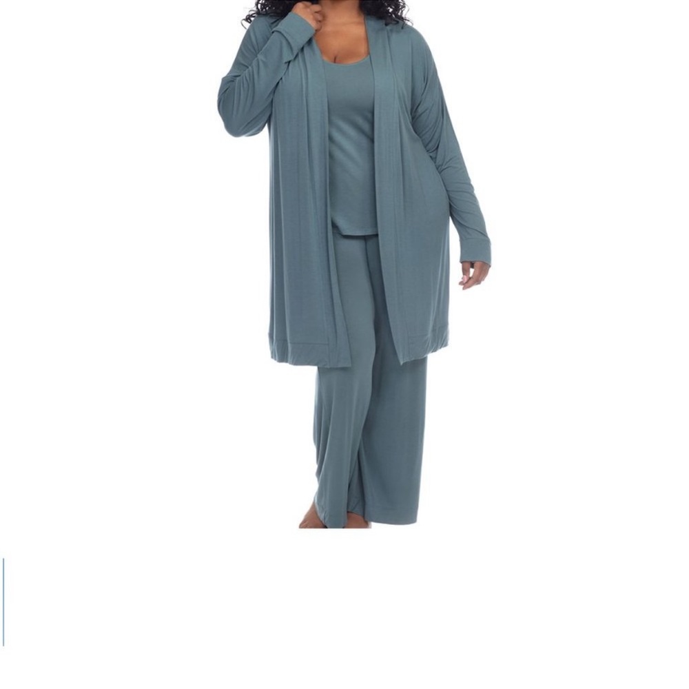 Honeydew 3 piece lounge set NWT